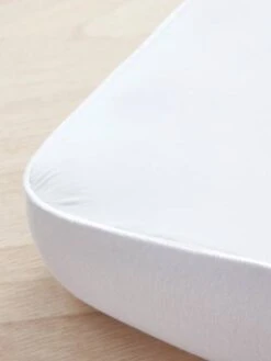 Alèse/drap Housse Résistant En Tencel Toucher Doux Blanc - Vertbaudet -Literie Pour Bébé alesedrap housse resistant en tencel toucher doux 2